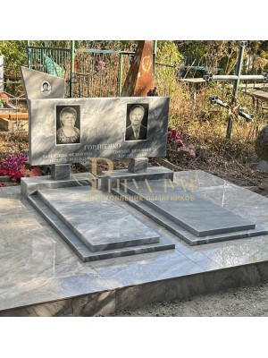 Памятник из мрамора 73-1 — ritualum.ru