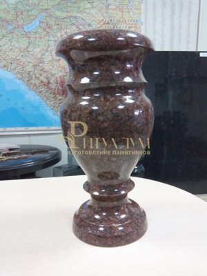 Ваза гранитная токовская (40см) 03 — ritualum.ru Ваза гранитная токовская (40см) 03 — ritualum.ru