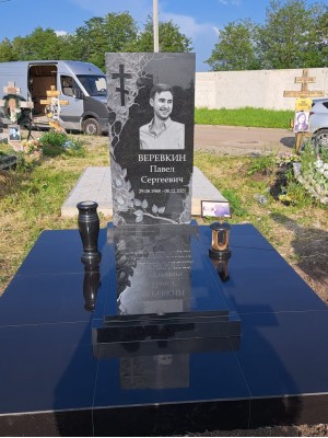 Памятник из гранита 158 — ritualum.ru Памятник из гранита 158 — ritualum.ru